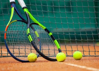 dụng cụ học tennis